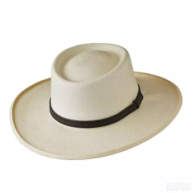 How To Wear Panama Hat This Summer